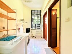 Gold Coast Condo (D5), Condominium #481399251